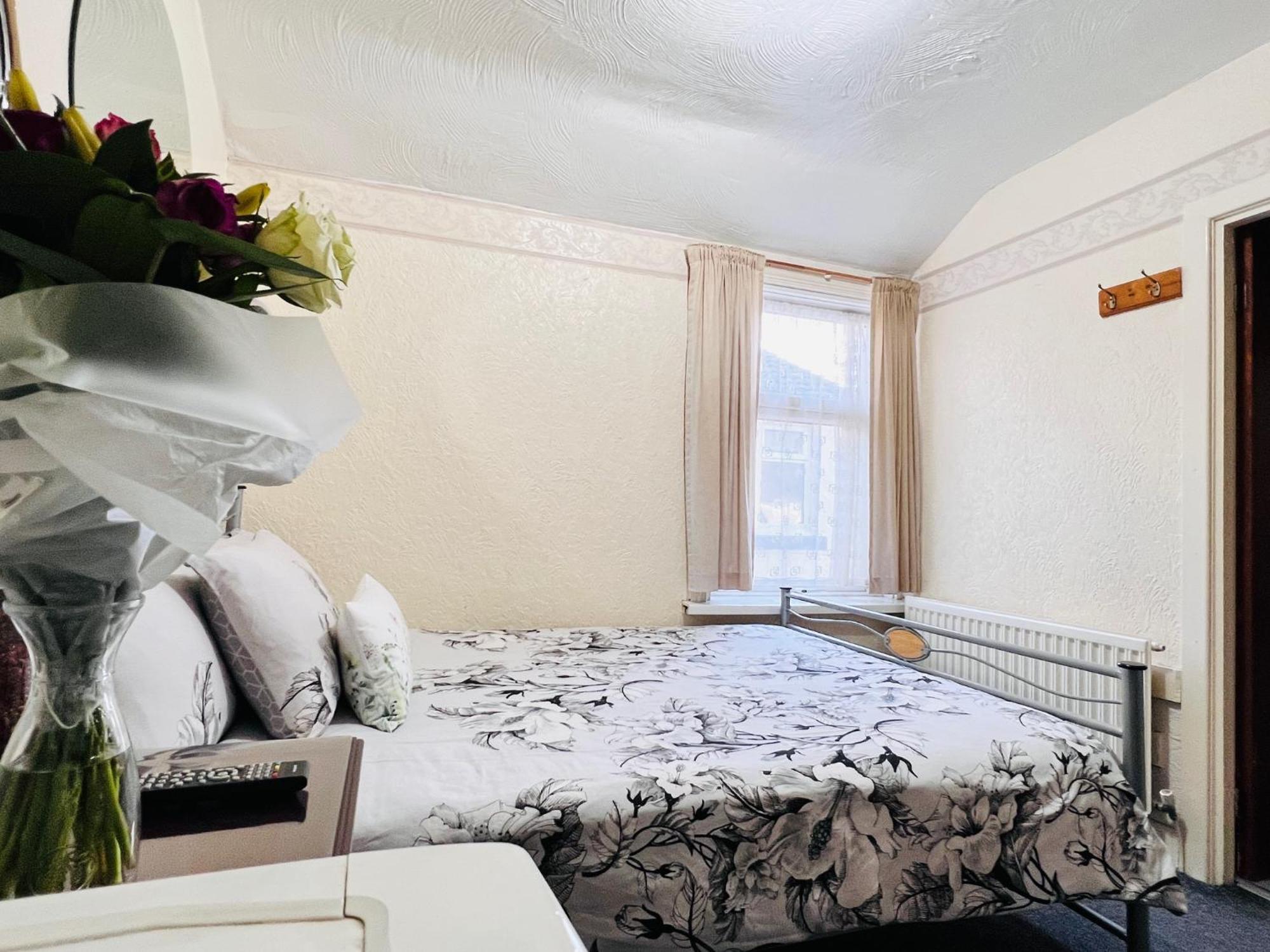 Galaxy Hotel Blackpool Bagian luar foto